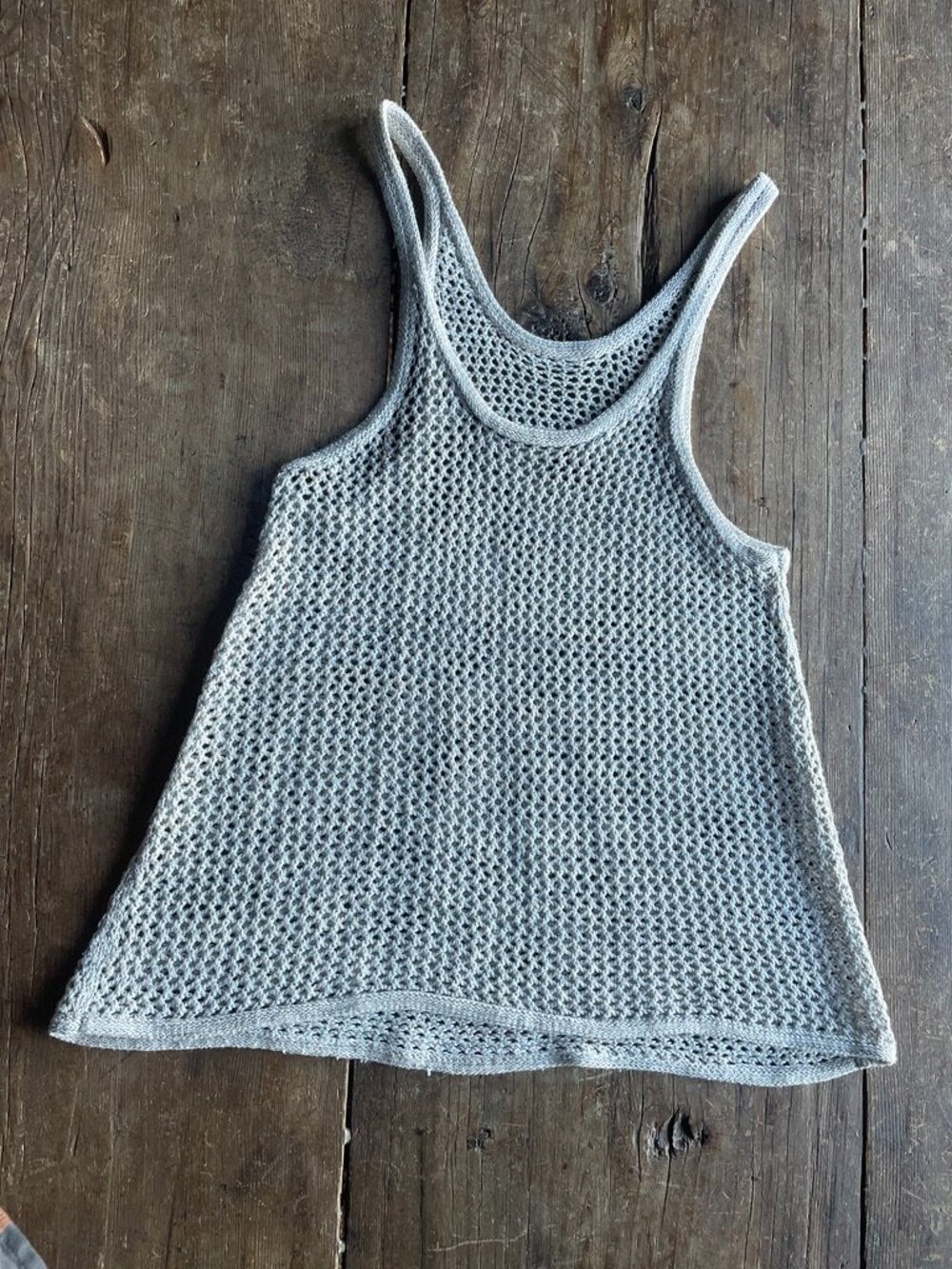 MESH KNITTED TANK   I  SIZE SMALL